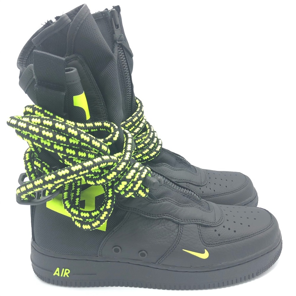 Nike Air Force 1 | Size 12 - Picture 6 of 14